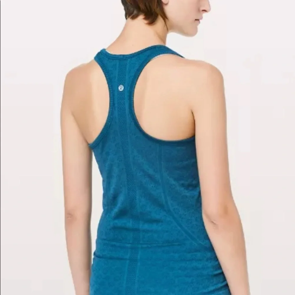Lululemon Swiftly Tech Racerback - Picture 2 of 12